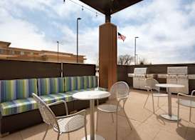 Home2 Suites by Hilton Milwaukee Airport 3