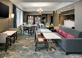 Hampton Inn Freeport 4