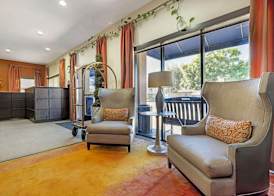 Best Western Royal Palace Inn & Suites 3