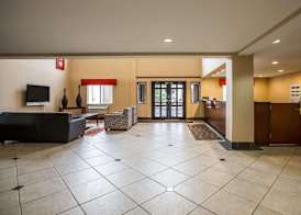 Econo Lodge Inn & Suites Monroe 3