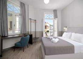 Plaka Arch Suites 4