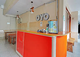 OYO 1699 Verona Residence 3