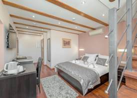 Palace Suites Heritage Hotel - Adults Only 5