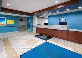 Days Inn & Suites by Wyndham Seaford 5