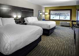 Holiday Inn Express & Suites COLDWATER by IHG 3