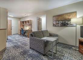 TownePlace Suites Raleigh Cary/Weston Parkway 4