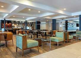 Courtyard by Marriott North Charleston Airport/Coliseum 3
