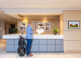 Hotel Apartamentos Pyr Fuengirola 4