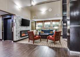 Comfort Inn & Suites Love Field-Dallas Market Center 5