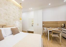 4 Stelle Housing - Rooms and Apartments by Wonderful Italy 5