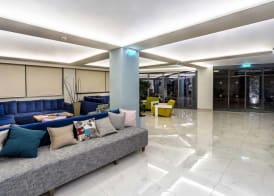 Pollis Hotel 4