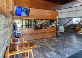 Zespół Tatry - Hotel Tatry i Budynek Turystyczny 3