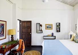 The Nook, Design Led 2BR Villa, Walk to Beach, Jakes, Restaurants and More 5