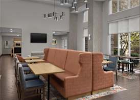 Hampton Inn & Suites Huntersville 3