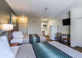 HomeTowne Studios by Red Roof Nashville - Airport/Briley Pkwy 3