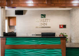 Quality Inn & Suites Warren - Detroit 5