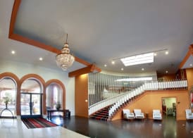 Ramada by Wyndham Fresno North 5