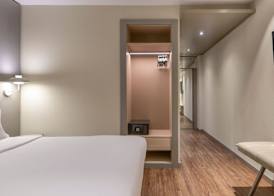 AC Hotel Som by Marriott 3
