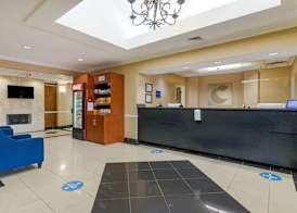 Comfort Suites Savannah North 3