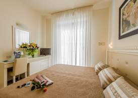 Hotel Athena 4