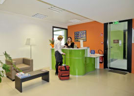 Appart Hotel Odalys City Tours Le Jardin des Lettres 2