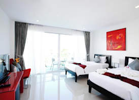 One World One Home Naiharn Hotel 4
