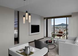 Crowne Plaza VINH YEN CITY CENTRE by IHG 4