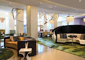 Renaissance Arlington Capital View Hotel 3