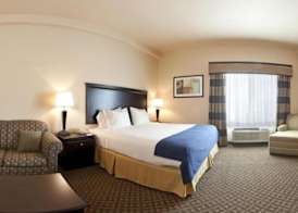 Holiday Inn Express DELANO HWY 99 by IHG 5