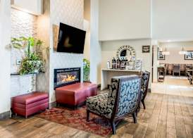 Country Inn & Suites by Radisson, Grandville-Grand Rapids West, MI 5