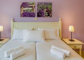 Stamatakis Boutique Studios 4