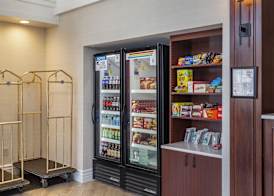 Comfort Inn & Suites East Greenbush - Albany 2