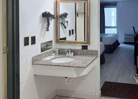 Rodeway Inn Enid South 4