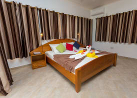 Beach Cottages 2