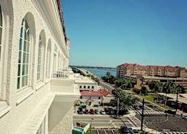 Hampton Inn & Suites Bradenton Downtown Historic District 4