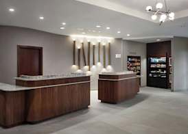 Courtyard by Marriott Hamilton 2