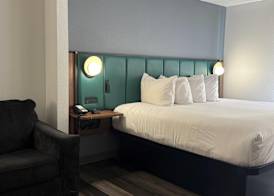 Wingate by Wyndham Airport - Rockville Road 4