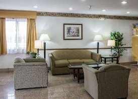 Quality Inn & Suites Loves Park near Rockford 4