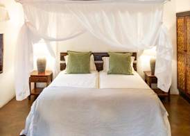 Kingly Bush Villa 4