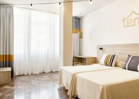 tent Torremolinos 3
