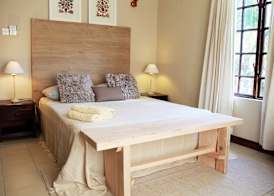 Castaway Lodge 2
