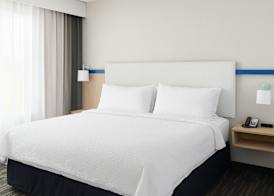Garner Hotel Evansville East by IHG 5