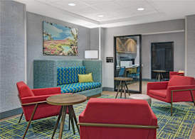 Hampton Inn Westfield 5
