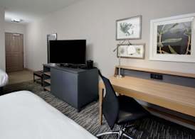 Country Inn & Suites by Radisson, Asheville West near Biltmore 5