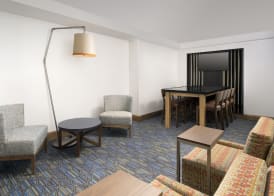 Holiday Inn Express & Suites COLLEGE PARK-UNIVERSITY AREA by IHG 4