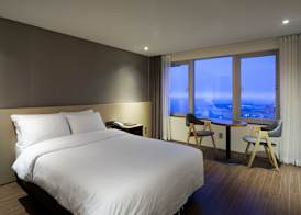 The First70 Hotel 4
