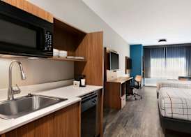 La Quinta Brunswick/Golden Isles 4