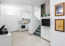 Modern Macha Apartment 5