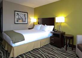 Holiday Inn Express MARSHALL by IHG 4
