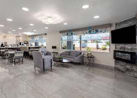 Super 8 by Wyndham Prattville Montgomery 4